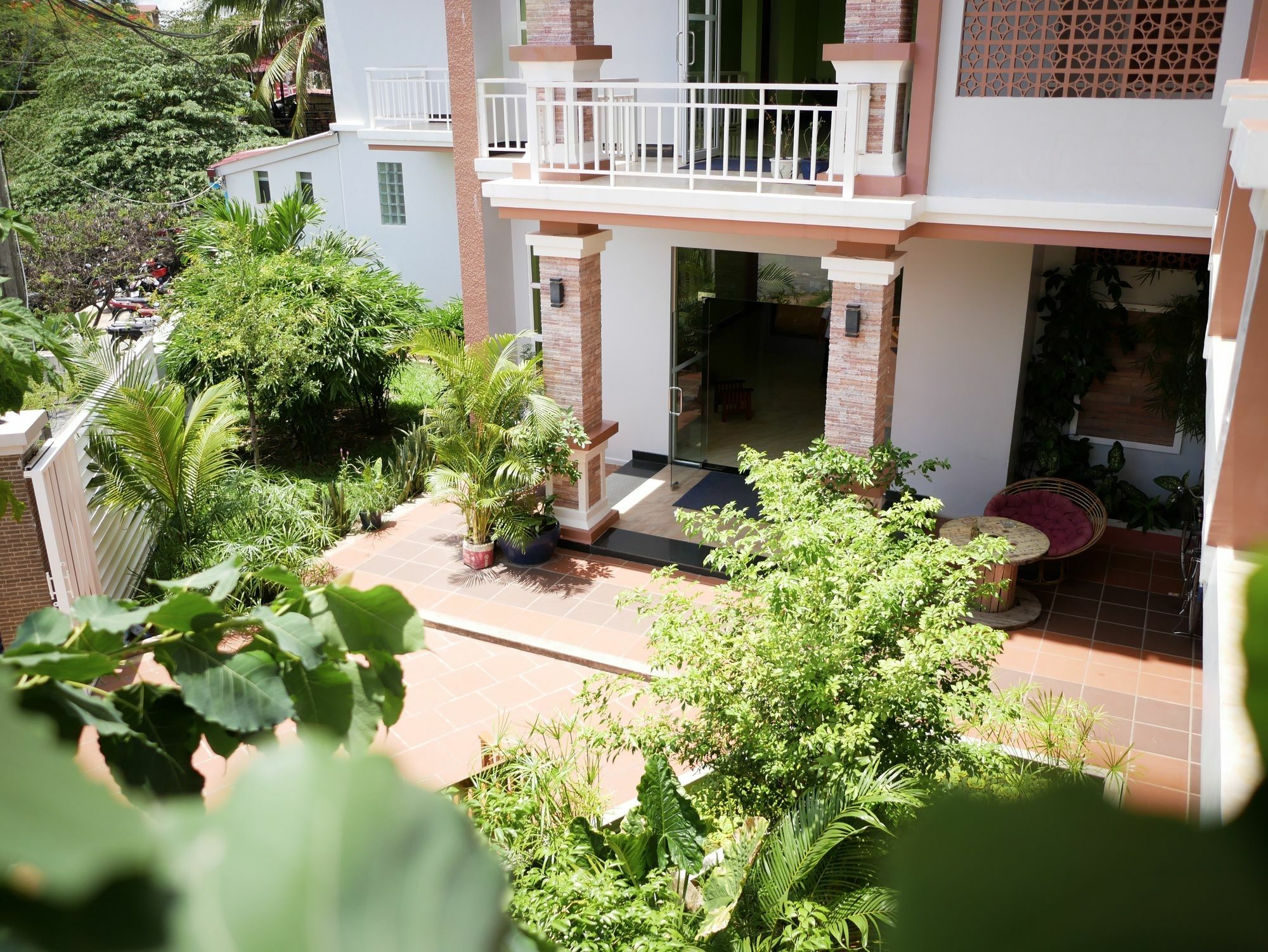 Blue Buddha Hotel Kampot Exterior foto